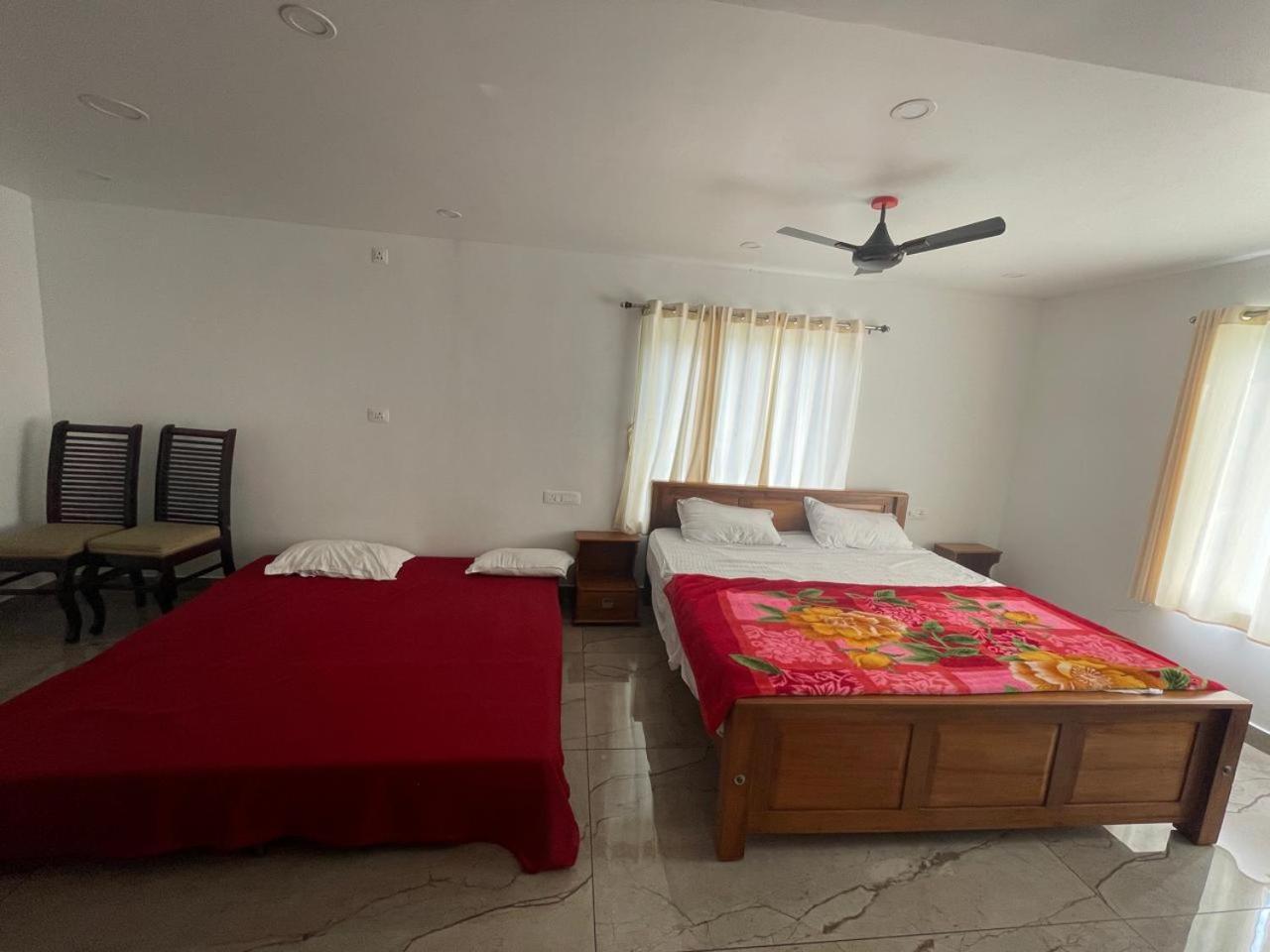 Blossom Valley Cottage Munnar Quarto foto
